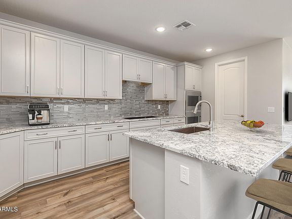 2nd image of 15096 W MCKINLEY Street
