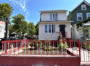 8724 Avenue L, Brooklyn, NY 11236