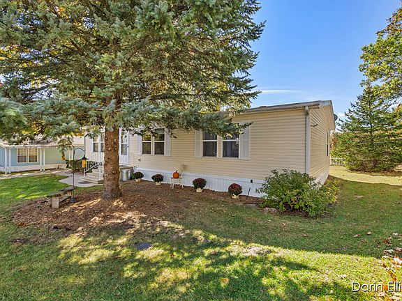 3rd image of 1133 Yeomans St Lot 63