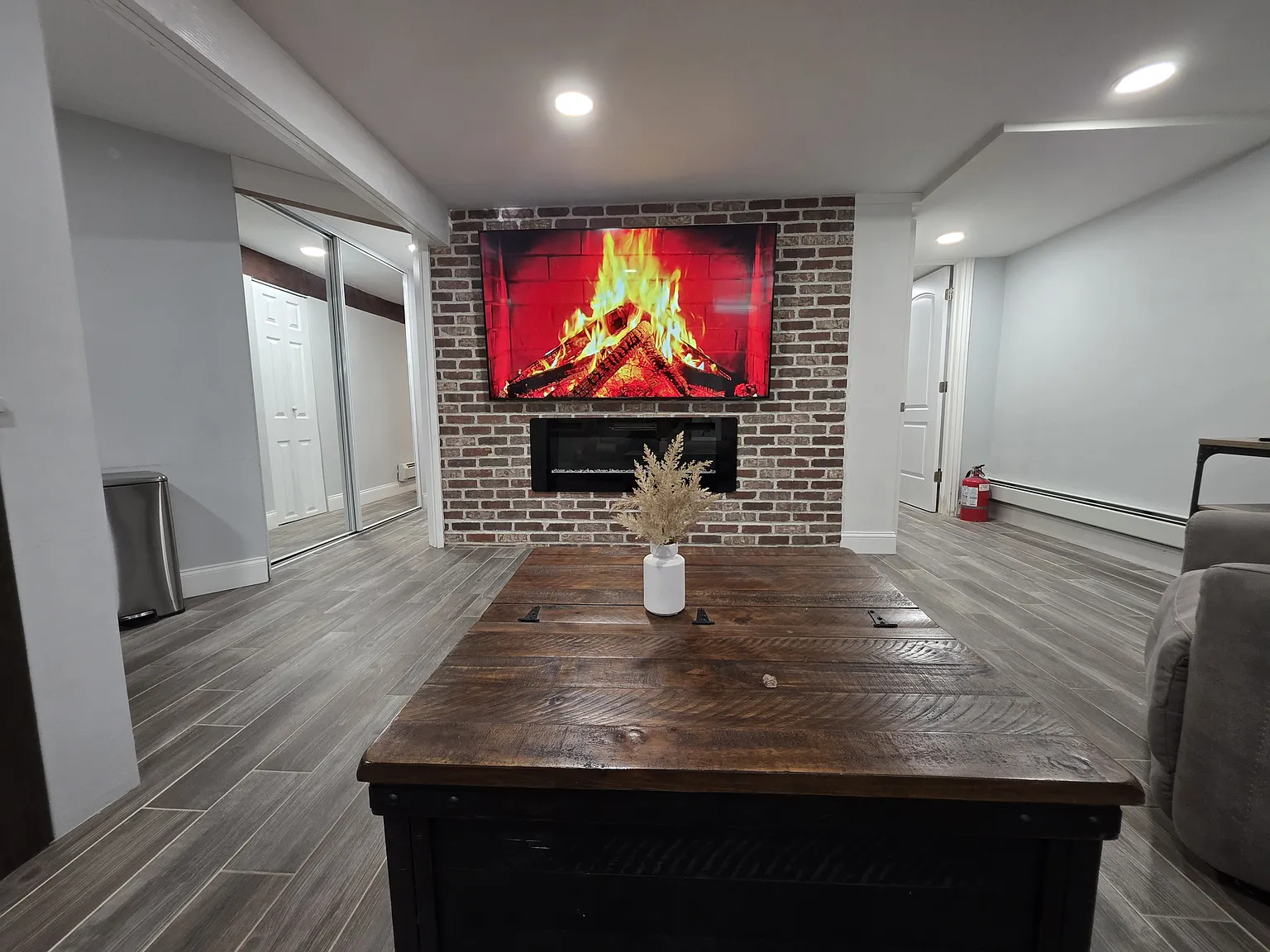 1 bed, $1,800 — Photo 2