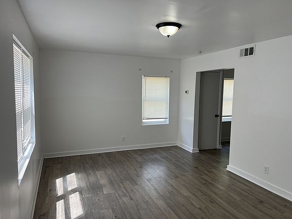 4th image of 1156 Triple Hill Dr #C