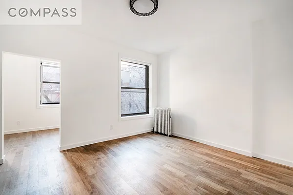 Rented by Compass | media 10