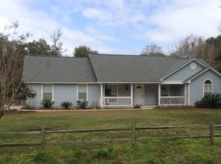 847 Simmons Rd, Fernandina Beach, FL 32034