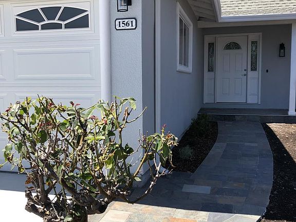 2nd image of 1561 Portola Dr