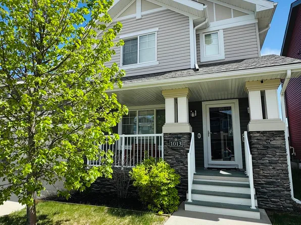 1013 162nd St SW, Edmonton, AB T6W 2G9