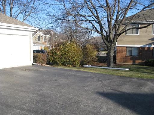 2nd image of 219 Oak Knoll Ct Unit C2