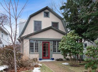 2327 Ridge Ave, Evanston, IL 60201