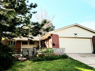 2805 S Knoxville Way, Denver, CO 80227