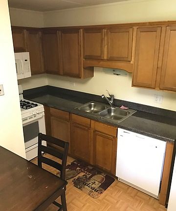 4th image of 5333 Waterbury Dr APT 301
