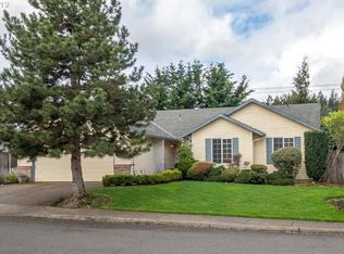 12232 SE Mountain Sun Dr, Clackamas, OR 97015