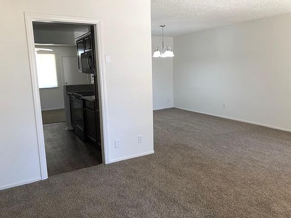 4th image of 13135 E Avenue W12