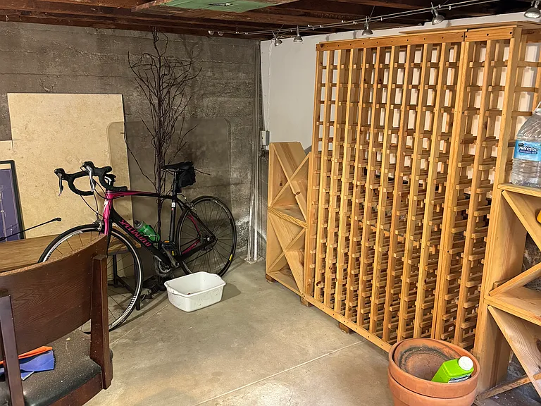 2158 Filbert St — Photo 25