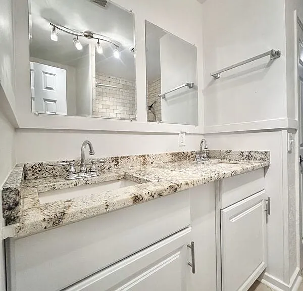 10108 Paradise Blvd — Photo 44