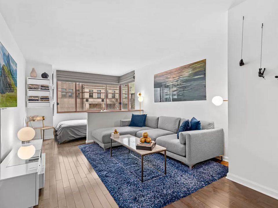 1st image of 350 W 50th St APT 4M