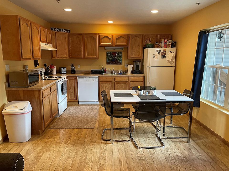 857 E Saint Marys St WV, 26505 Apartments for Rent Zillow