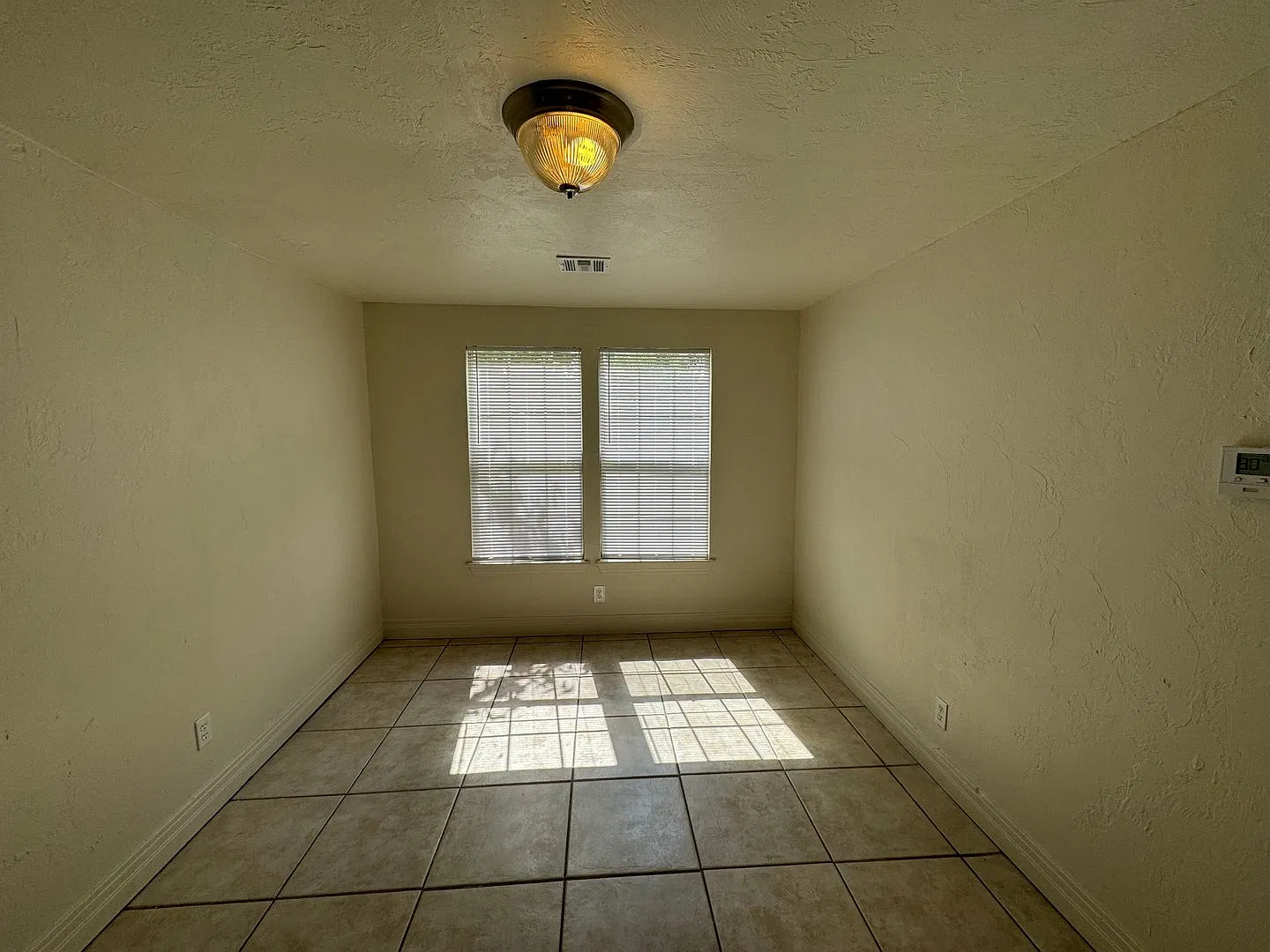 2 beds with 1 bath home for rent in Norman. New paint and super clean! — Photo 3