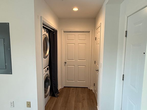 5th image of 460 Main St #1000-A