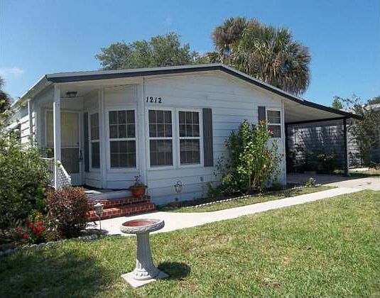 1st image of 1212 Las Brisas Dr
