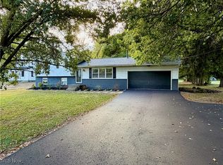 304 S Munroe Rd, Tallmadge, OH 44278