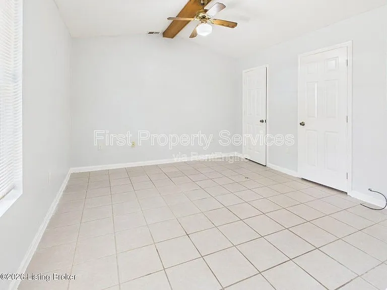 3831 Horne Ave #B — Photo 9