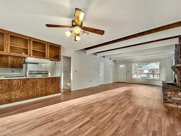 2nd image of 946 Brockway Ave