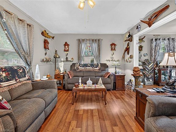 4th image of 268 Grey St