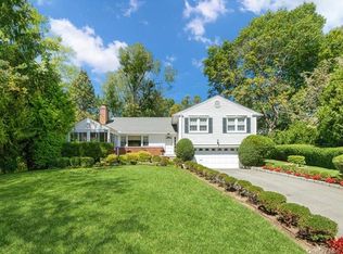 40 Cerreta Ln, Scarsdale, NY 10583