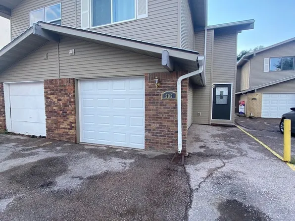 903 Mountain View Dr, Gillette, WY 82716