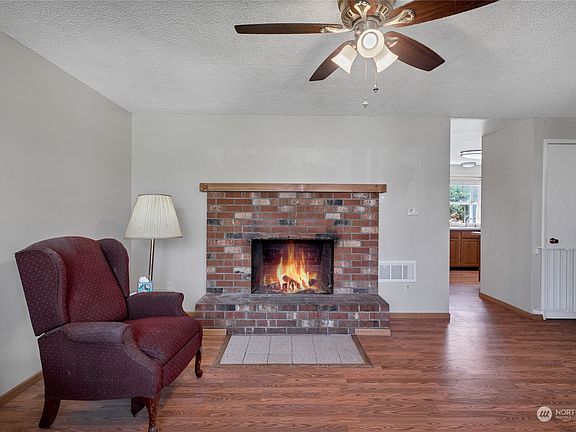 5th image of 106 157th Street E