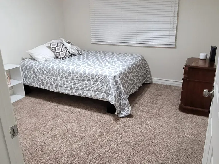 13910 Spring Valley Pkwy — Photo 23