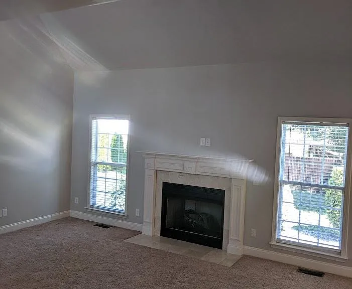209 Artesa Dr — Photo 12