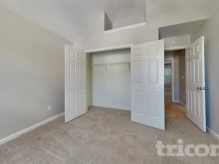 6746 Pole Creek Dr — Photo 9