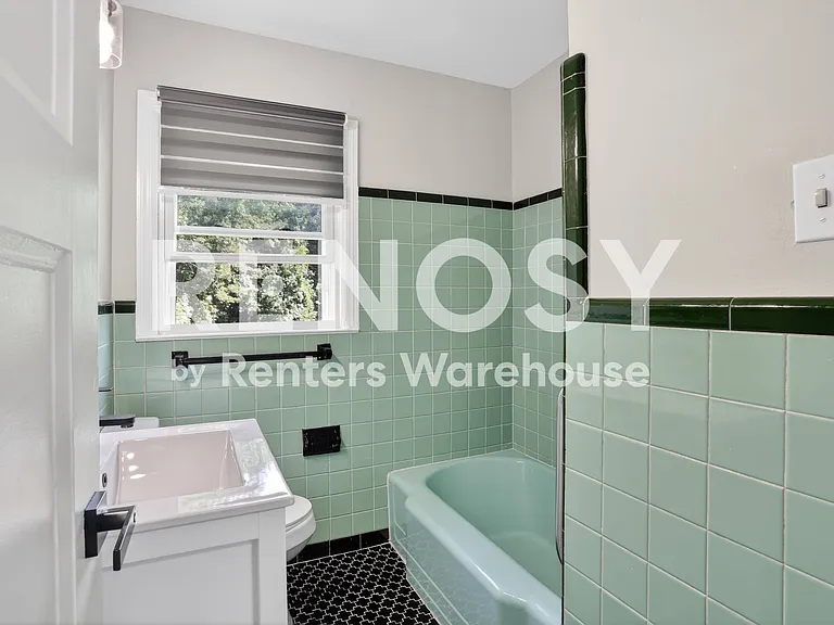 3081 Glendale Ct — Photo 13
