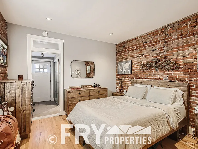 3640 N Williams St — Photo 7