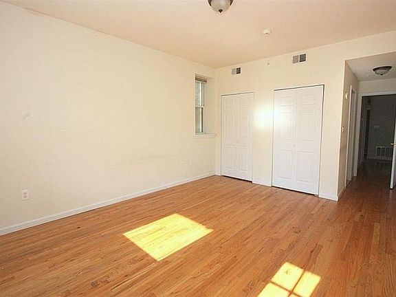 3rd image of 133 Lafayette St #302