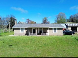 352 King Rd, Gillham, AR 71841