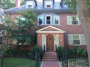 48 Manchester Rd, Brookline, MA 02446