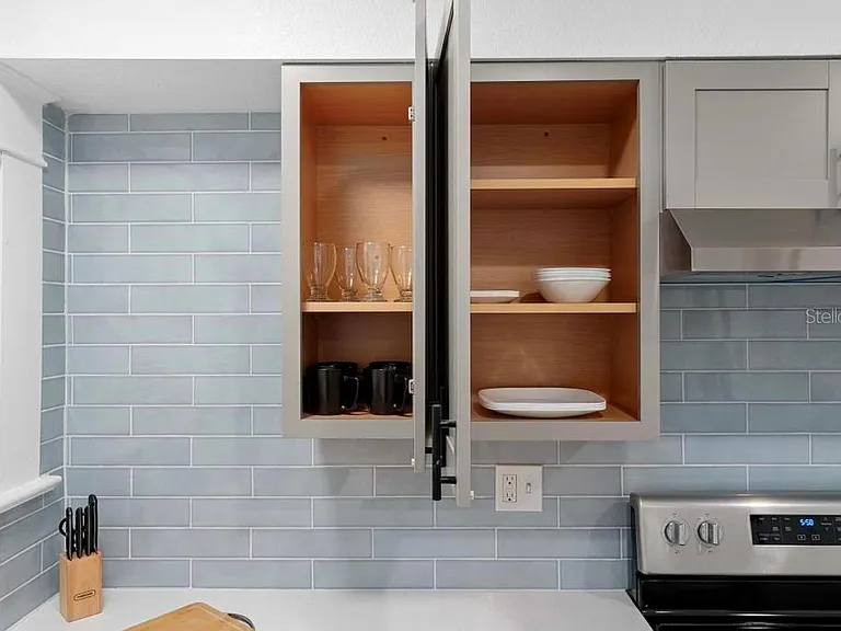 412 E Harwood St #4 — Photo 10