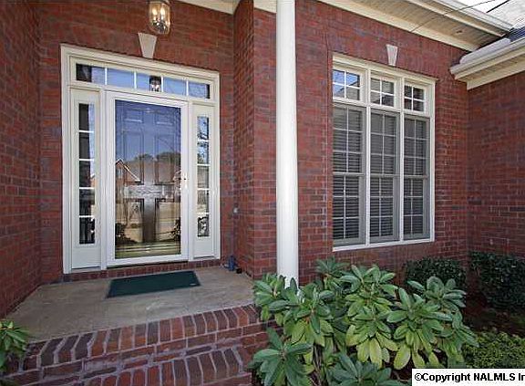 2nd image of 132 Vaughnwood Trce