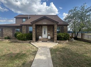 701 E 40th St, San Angelo, TX 76903