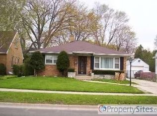 622 N Lewis Ave, Waukegan, IL