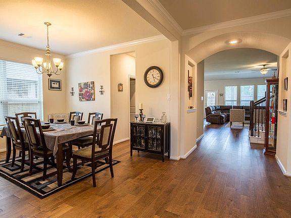 Formal dining room