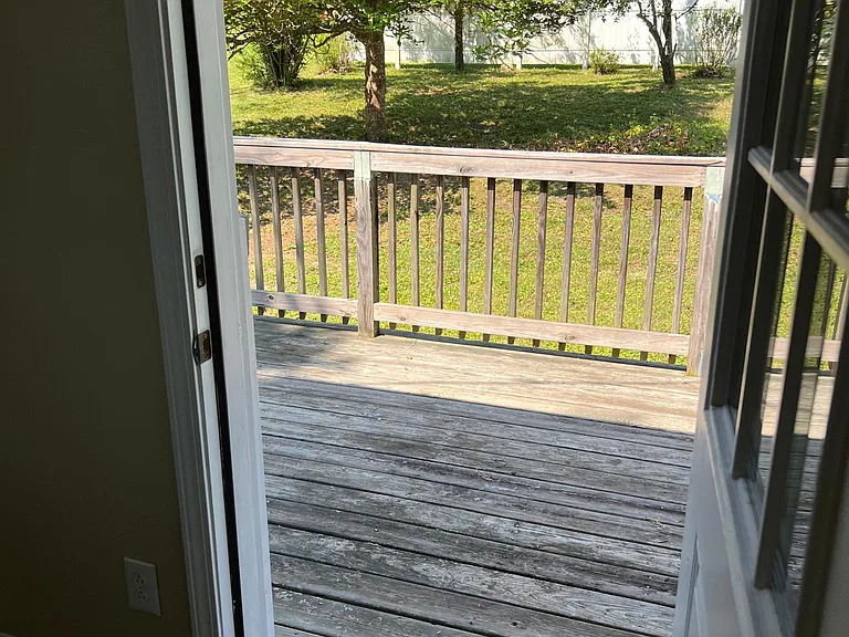 2144 River Rd — Photo 8