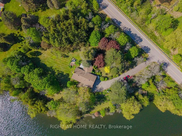 16140 Mount Hope Rd, Caledon, ON L7E 3K7
