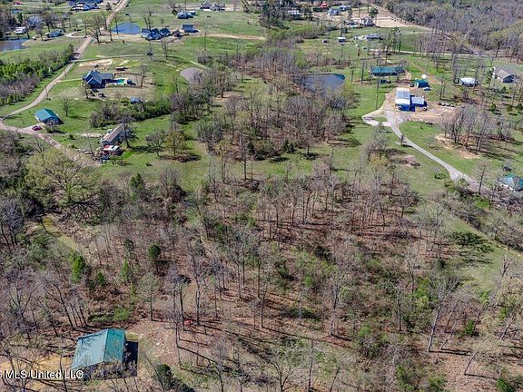 5th image of 2176 Charles Rd