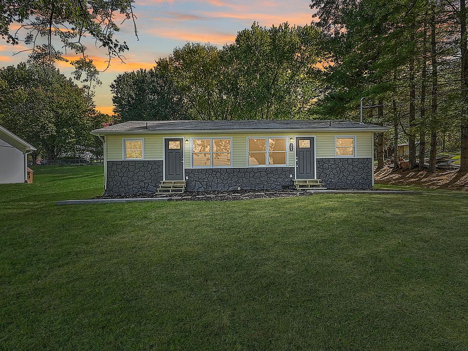 1st image of 169 Jade Dr