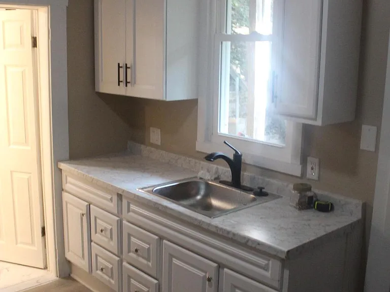 448 Goethe St #A — Photo 8