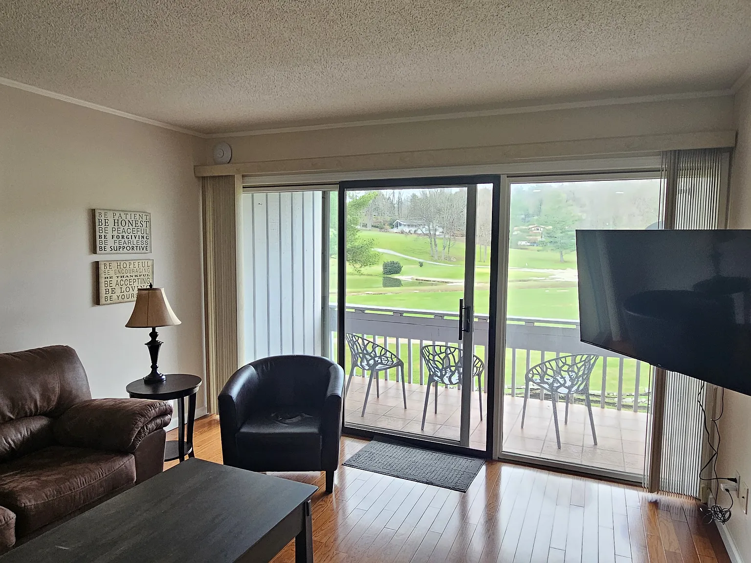 1 bed, 800 sqft, $1,650 — Photo 3