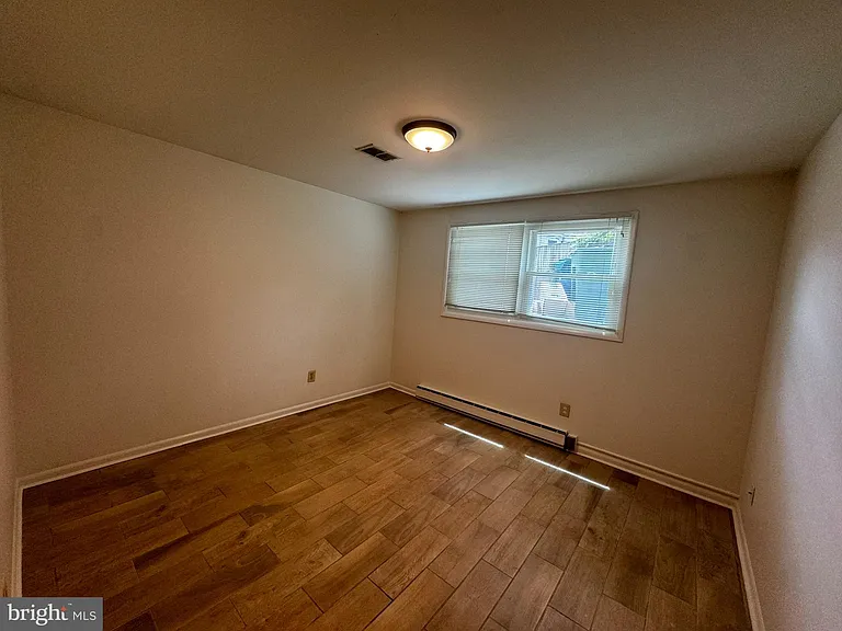 2508 Saint John Pl — Photo 18