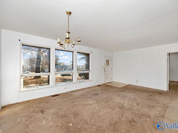 4th image of 2216 Harris Rd NW